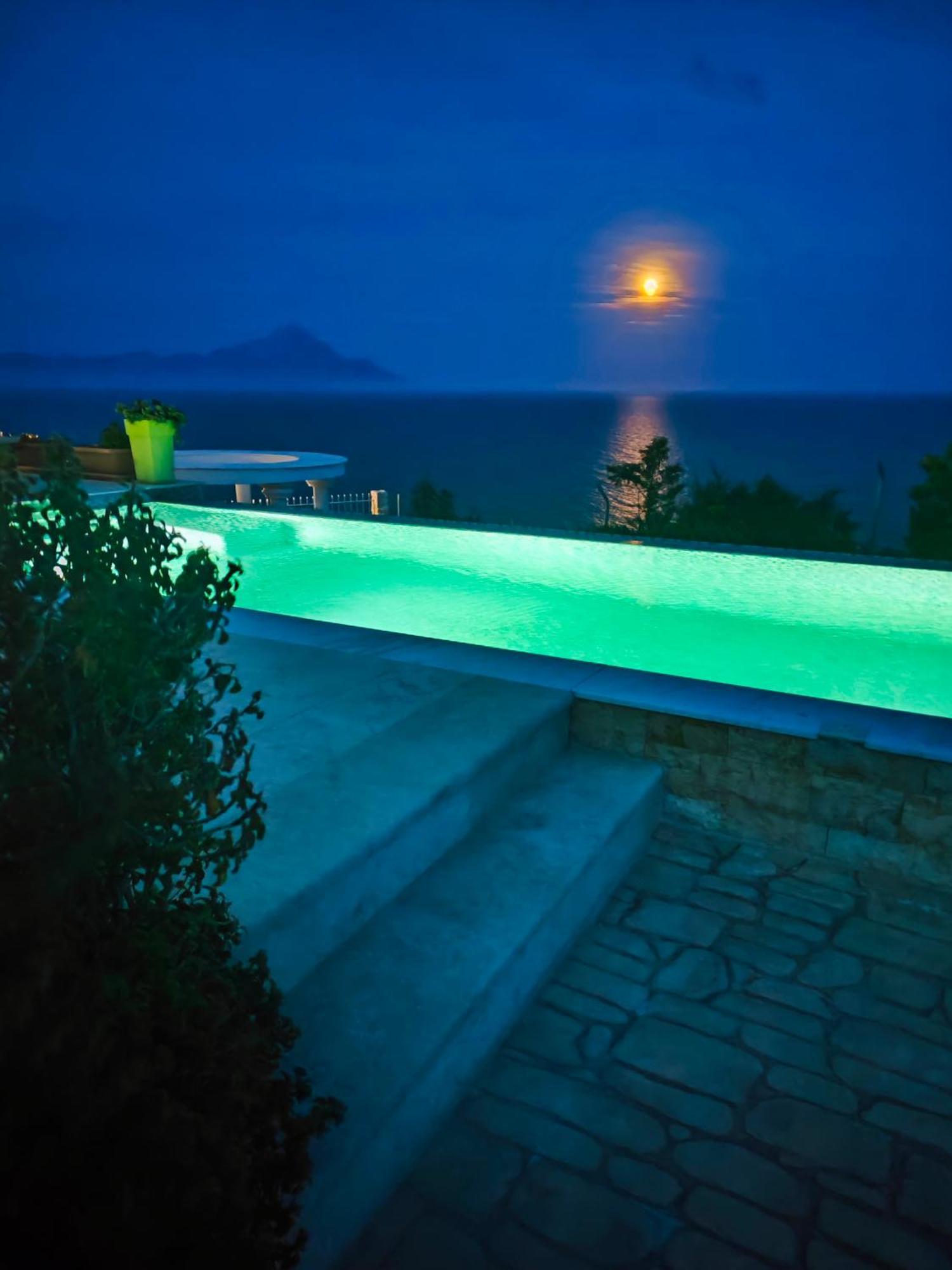 Villa Ulyana Kriaritsi - Athos Sea View & Spa Ngoại thất bức ảnh